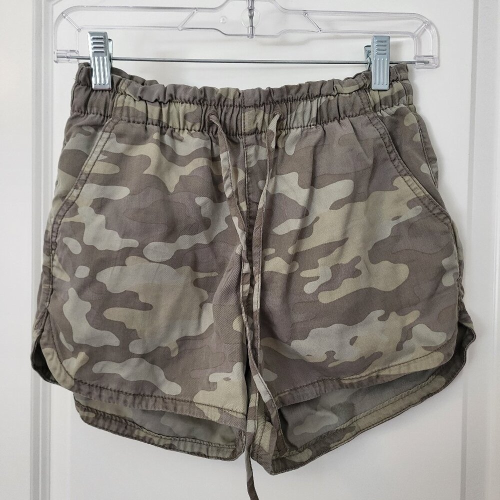 American Eagle Camo Drawstring Shorts